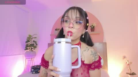 C L A R A online show from 04/07/26, 03:40