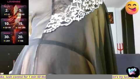 clara_xuee online show from 12/17/24, 01:39