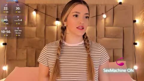 Snapshot of claradelmar_ chatting on 09/30/25, 10:53 Clara del mar online show from 09/30/25, 10:53