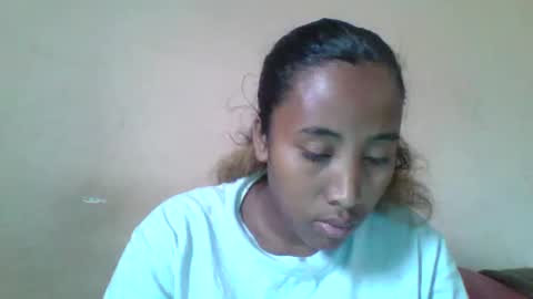 Clarah0123 online show from 09/12/25, 08:14