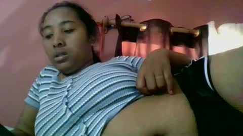 Snapshot of clarah0123 chatting on 05/22/26, 07:59 Clarah0123 online show from 05/22/26, 07:59