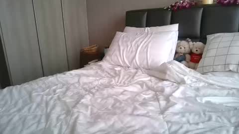 claralafontaine online show from 02/23/26, 10:23