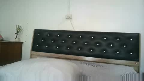 claralafontaine online show from 04/20/26, 02:14