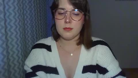Clara online show from 04/27/26, 05:44