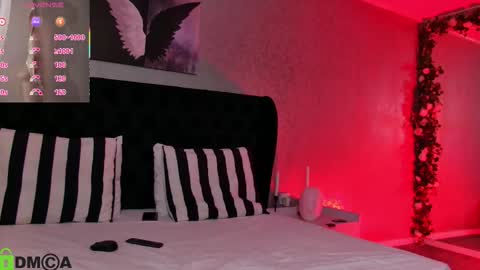 Snapshot of clarashinex chatting on 11/28/25, 06:16 Clara online show from 11/28/25, 06:16