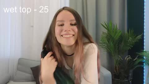 Claire online show from 03/05/25, 01:06