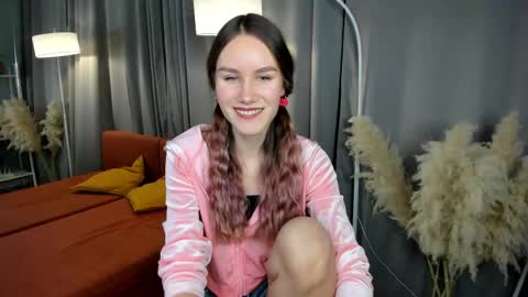 Claire online show from 03/07/25, 09:29