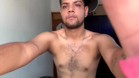 Snapshot of clarentz_baileys chatting on 09/25/25, 08:45 Clarentz bby online show from 09/25/25, 08:45