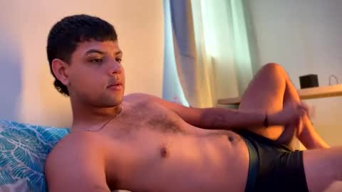 Snapshot of clarentz_baileys chatting on 12/03/25, 07:34 Clarentz bby online show from 12/03/25, 07:34