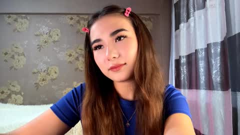 Snapshot of claribelatienza chatting on 10/18/25, 08:04 Yuna online show from 10/18/25, 08:04