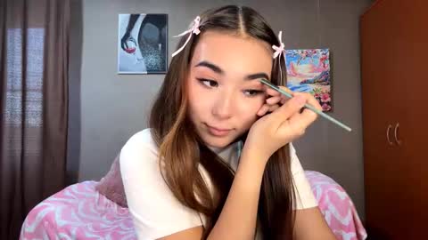 Snapshot of claribelatienza chatting on 10/20/25, 08:26 Yuna online show from 10/20/25, 08:26