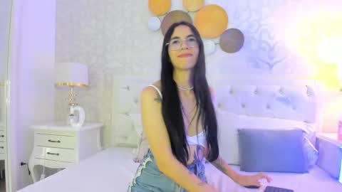 Mistress Clarisse online show from 01/08/25, 07:34