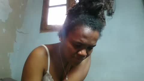 clarisse98 online show from 10/23/25, 03:50