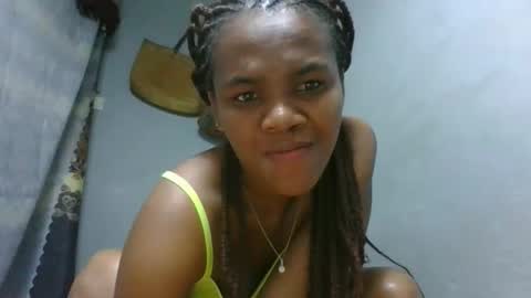 clarisse98 online show from 12/22/25, 10:40