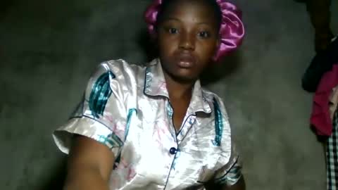 clarisse98 online show from 04/10/26, 05:12