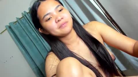 Snapshot of clarita_moore1000 chatting on 01/18/25, 10:28 Rita online show from 01/18/25, 10:28