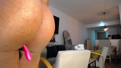 Snapshot of clark_strong chatting on 12/12/24, 08:53 clark_strong online show from 12/12/24, 08:53