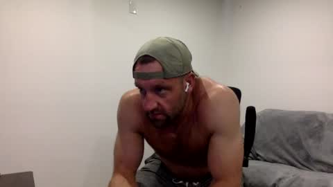 Snapshot of clarkecock chatting on 07/31/26, 02:49 Clarke Cock online show from 07/31/26, 02:49