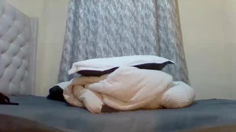 carmen online show from 04/04/26, 08:28