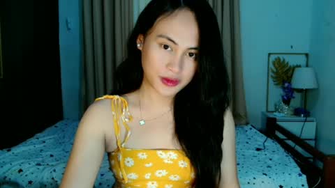 Snapshot of classy_sassy18 chatting on 06/16/26, 06:21 Sassy online show from 06/16/26, 06:21