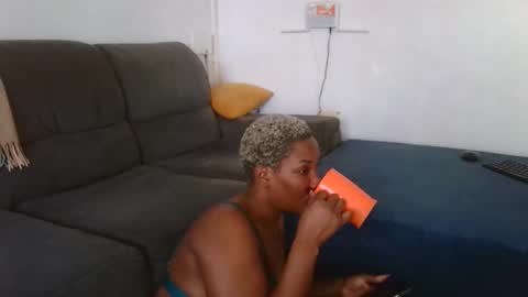 Angel online show from 09/16/25, 04:35