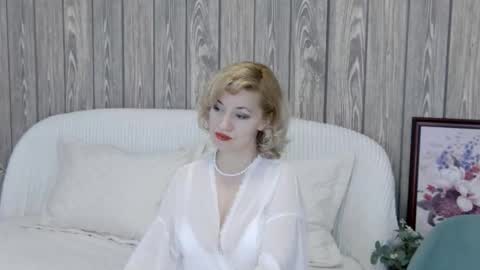 Classy Tinna online show from 04/04/26, 03:49