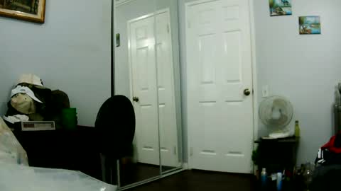 Claudia online show from 06/06/26, 04:44