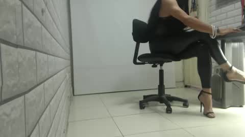 Snapshot of claudita_saens chatting on 12/07/24, 04:25 claudita_saens online show from 12/07/24, 04:25