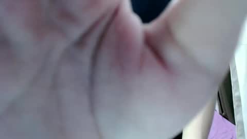 Snapshot of claxy_kimslut chatting on 12/04/25, 03:16 KIM online show from 12/04/25, 03:16