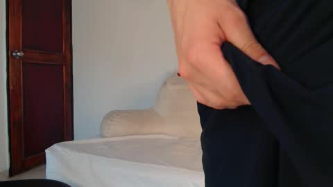    online show from 03/04/26, 09:32