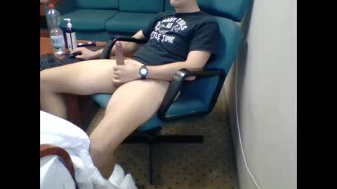 Snapshot of clayyalc2 chatting on 02/20/25, 11:32 clayyalc2 online show from 02/20/25, 11:32