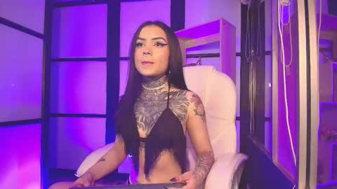 Snapshot of cleeoadams_ chatting on 01/16/25, 04:17 Cleo Adams online show from 01/16/25, 04:17