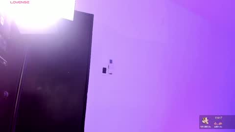 Snapshot of cleeoadams_ chatting on 02/11/25, 10:37 Cleo Adams online show from 02/11/25, 10:37