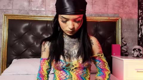 Snapshot of cleeoadams_ chatting on 02/18/25, 04:48 Cleo Adams online show from 02/18/25, 04:48