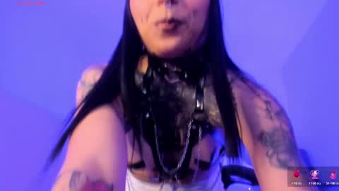 Snapshot of cleeoadams_ chatting on 02/25/25, 04:46 Cleo Adams online show from 02/25/25, 04:46