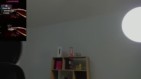 Snapshot of cleeoadams_ chatting on 10/11/25, 04:22 Cleo Adams online show from 10/11/25, 04:22