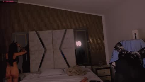 Snapshot of cleeoadams_ chatting on 10/26/25, 05:02 Cleo Adams online show from 10/26/25, 05:02