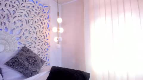 Clehon online show from 04/21/26, 06:34