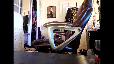 Clementine Muffin online show from 01/07/25, 10:41