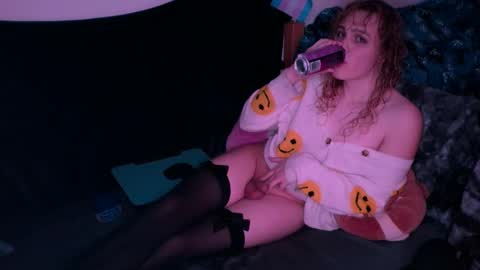 clemie32677 online show from 11/25/25, 10:43