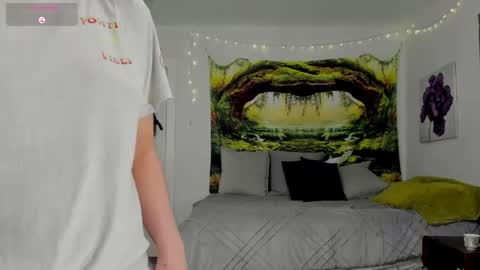 Cleo Schedule Updates online show from 04/15/26, 01:12