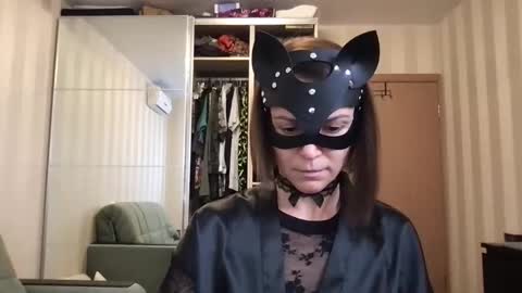 cleo_catra online show from 10/05/25, 12:36