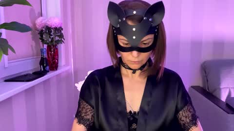 cleo_catra online show from 11/17/25, 05:08