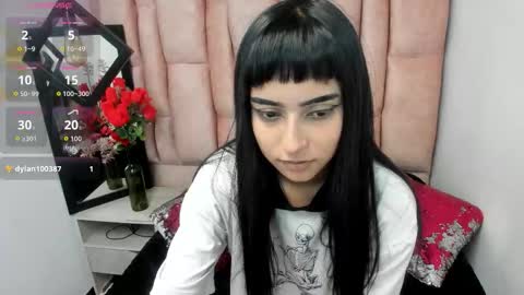 CLEO ROSS online show from 12/13/25, 08:47