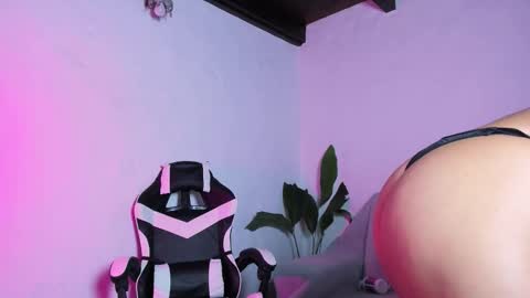 cleo_wildcat online show from 11/27/25, 08:38