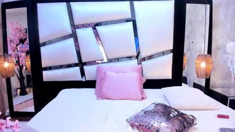       online show from 06/30/26, 06:03