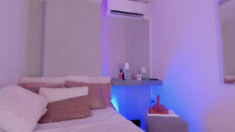 . Cleo Jhonson . online show from 03/21/26, 09:25