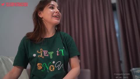 Cleopatra online show from 01/05/25, 04:16