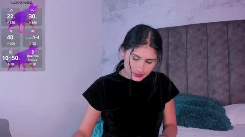 Snapshot of cleopatraa1 chatting on 01/13/25, 06:38 Cleopatra online show from 01/13/25, 06:38