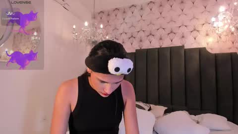 Snapshot of cleopatraa1 chatting on 02/10/25, 06:24 Cleopatra online show from 02/10/25, 06:24